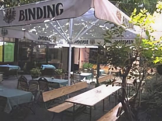 Фото Hotel-Restaurant Zum Goldenen Löwen