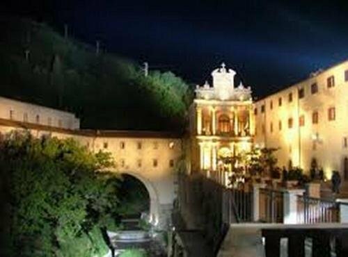 Гостиница Hotel La Carruba