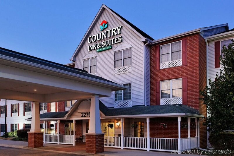 Гостиница Country Inn & Suites by Radisson, Elgin, Il