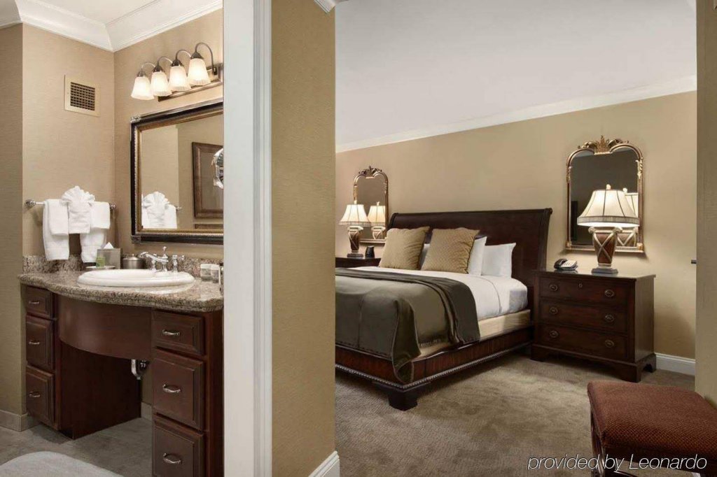 Фото Embassy Suites by Hilton Washington D. C. – Convention Center