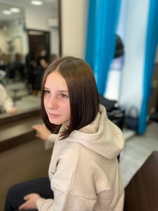 Zina (ulitsa Griboyedova No:27, Yekaterinburg), kuaförler  Yekaterinburg'dan