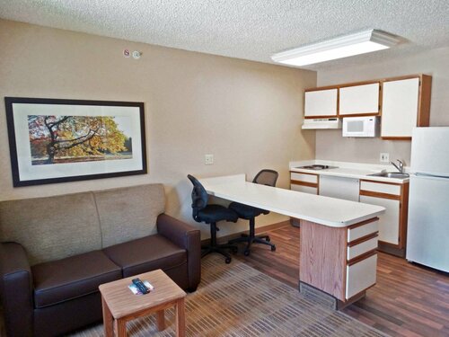 Гостиница Extended Stay America Suites Kansas City Airport Tiffany Spr в Канзас-Сити