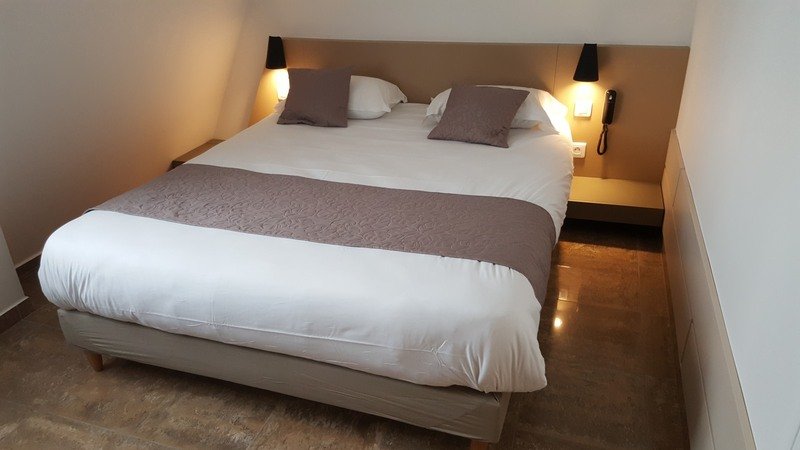 Фото Hôtel Le Saint Germain