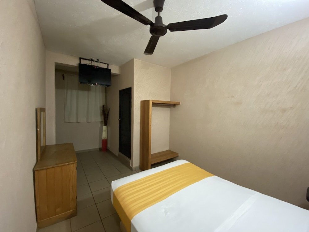 Фото Hotel Mariposa