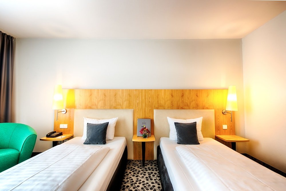 Фото Offenbach Plaza Hotel