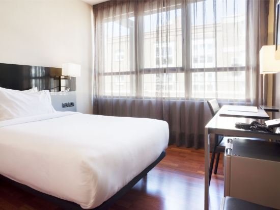 Фото Ac Hotel Avenida de América by Marriott