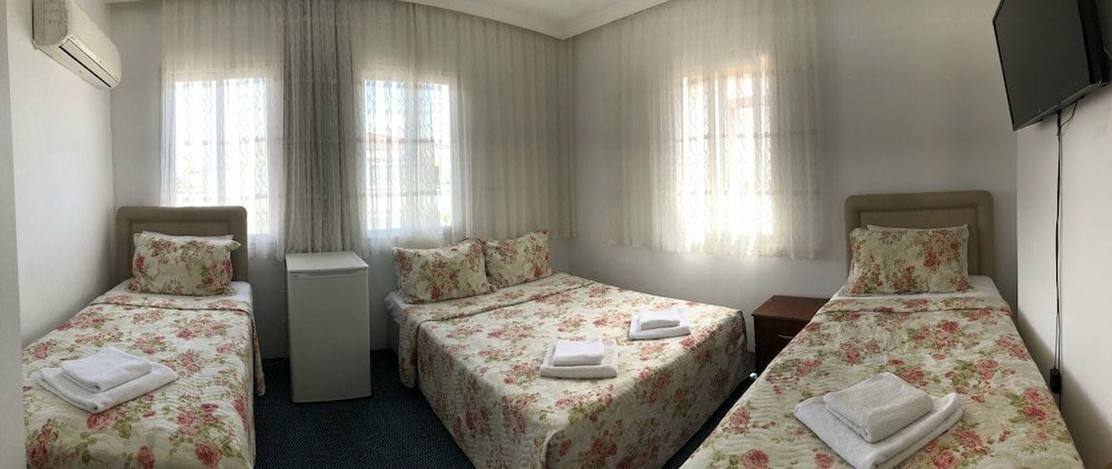 Pansiyonlar, hosteller Adil Pansiyon, Çeşme, foto