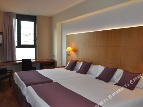 Фото Evenia Rossello