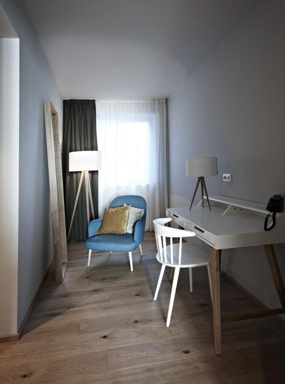 Фото отеля 2