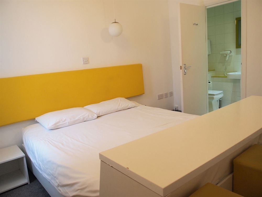Фото Ibis Styles London Croydon