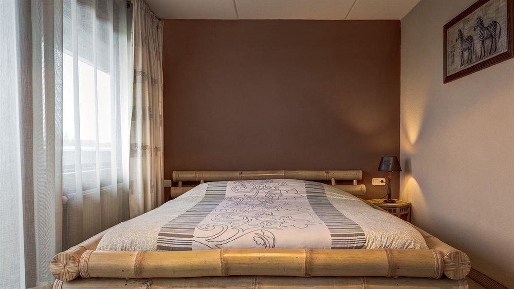 Фото Fletcher Hotel-Restaurant Emmen