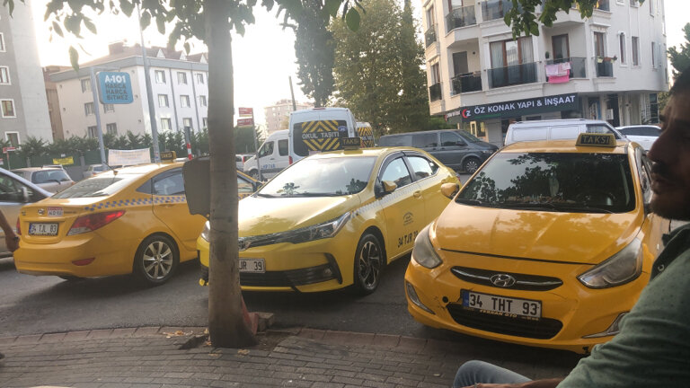 Taksi Yunus Emre Taksi, Üsküdar, foto