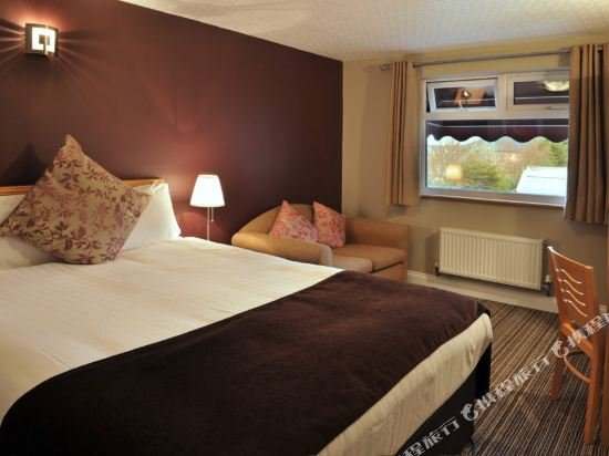 Фото Antoinette Hotel Wimbledon