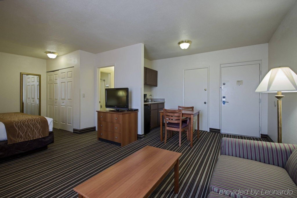 Фото Comfort Suites at Sabino Canyon