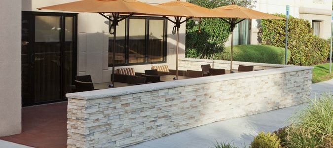 Фото Courtyard by Marriott Albany Thruway