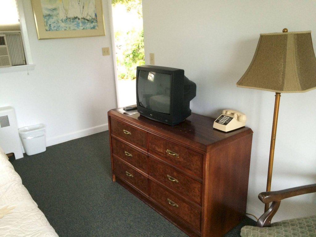 Фото Castle Manor Inn