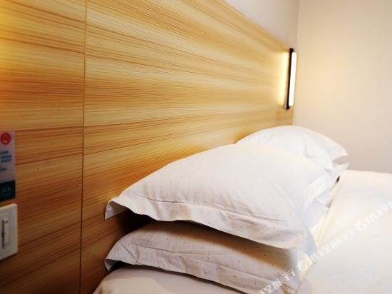 Фото City Comfort Inn Wuhan Huanghelou Pengliuyang Road