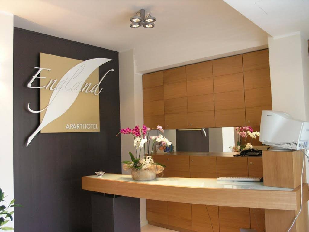 Фото Aparthotel England