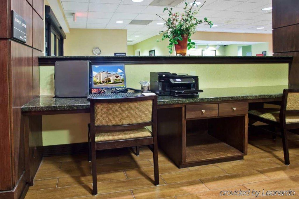 Фото Hampton Inn Brookhaven