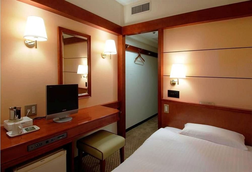 Фото Premier Hotel Cabin President Osaka