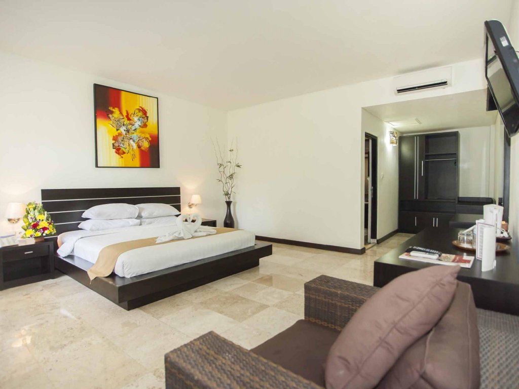 Фото Satriya Cottages