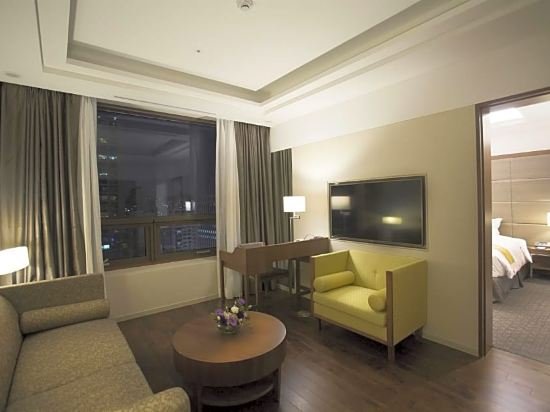 Фото Seoul Garden Hotel