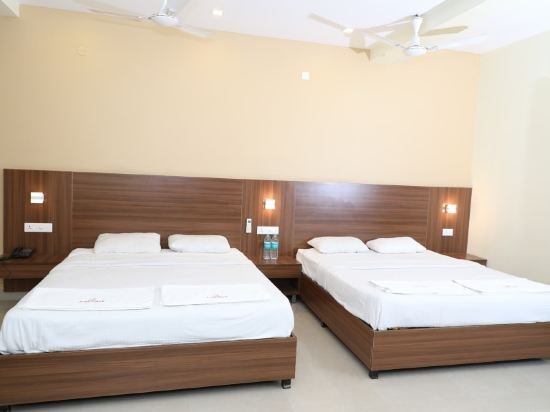 Фото Hotel Citywalk Residency