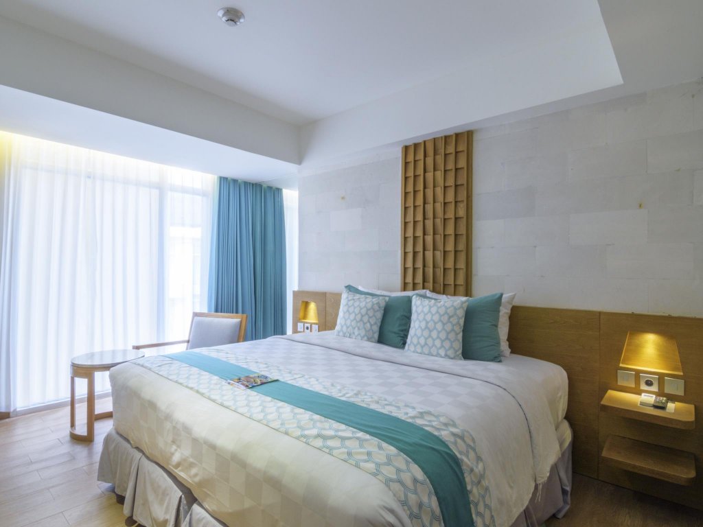 Фото Bedrock Hotel