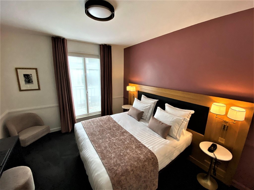 Фото Hôtel Le Cercle Tour Eiffel