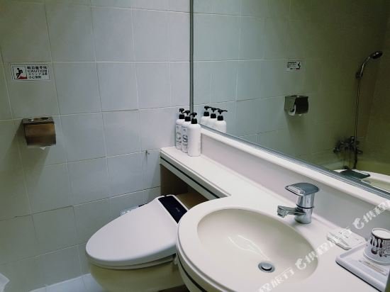 Фото Dong Seoul Hotel