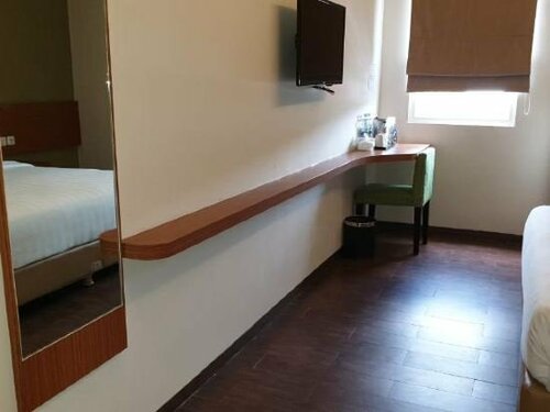 Гостиница BiZ@ Hotel в Амбоне