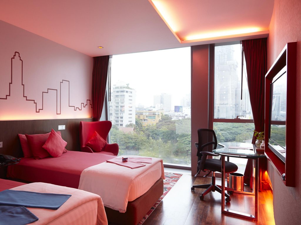 Фото Galleria 10 Hotel Bangkok by Compass Hospitality