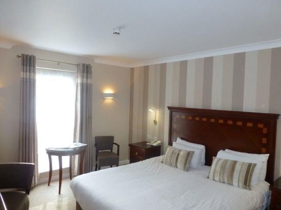 Фото Manor of Groves