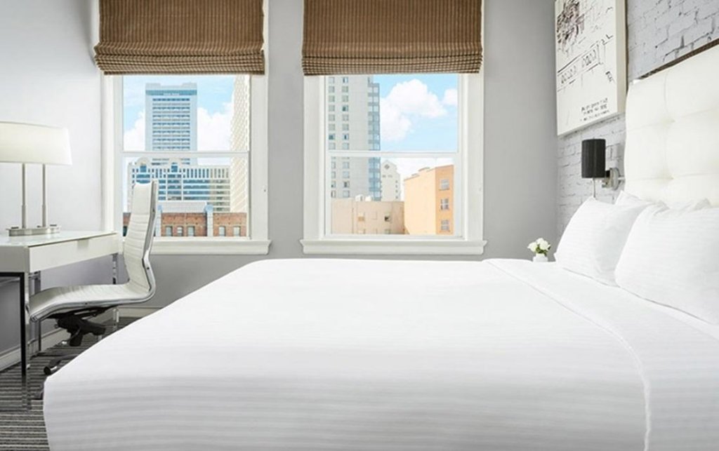 Фото Union Square Plaza Hotel