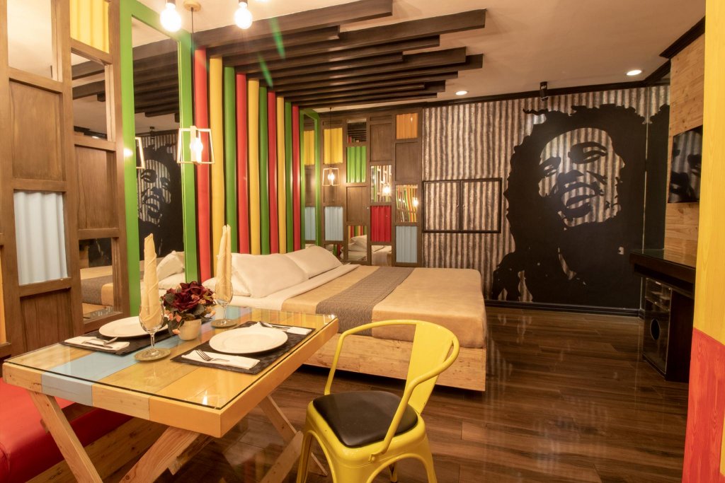 Фото Victoria Court North Edsa