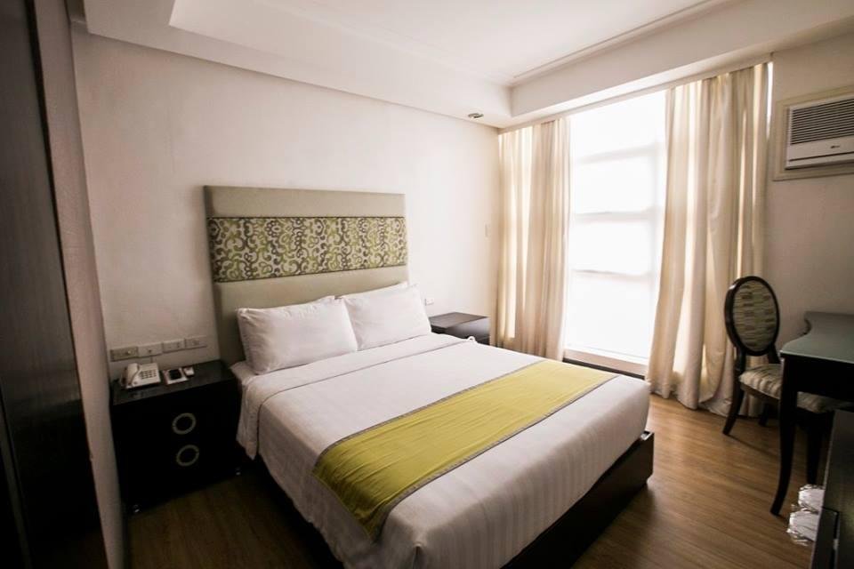 Фото Queen Margarette Hotel - Downtown