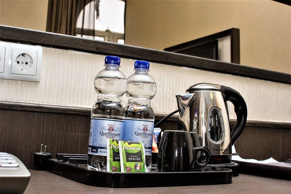 Фото Hotel The Bird