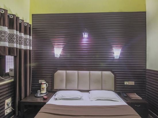 Фото Hotel Bengal Lodge