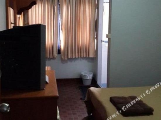 Фото White Orchid Inn Nana 2