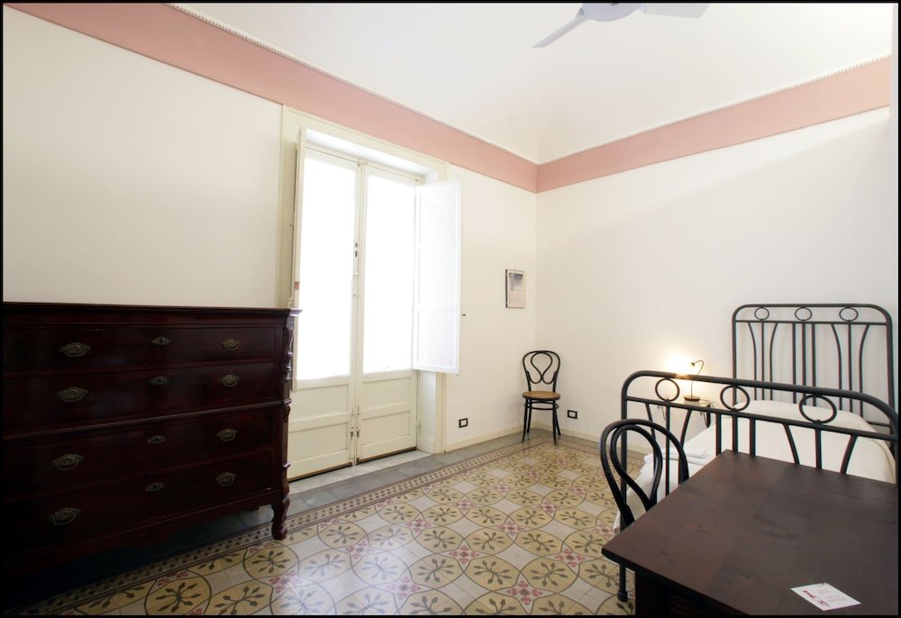 Фото Novecento Bed and Breakfast