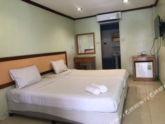 Фото Magic House