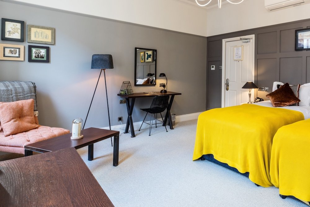 Фото Brewers Inn Hotel