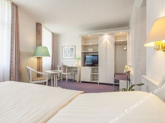 Фото Hotel Ambiente