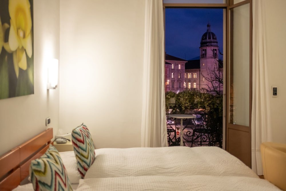 Фото Hotel Zurigo Downtown