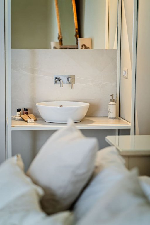 Фото Cerami Studio Flat