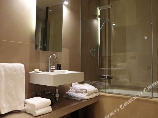 Фото EME Catedral Mercer Hotel