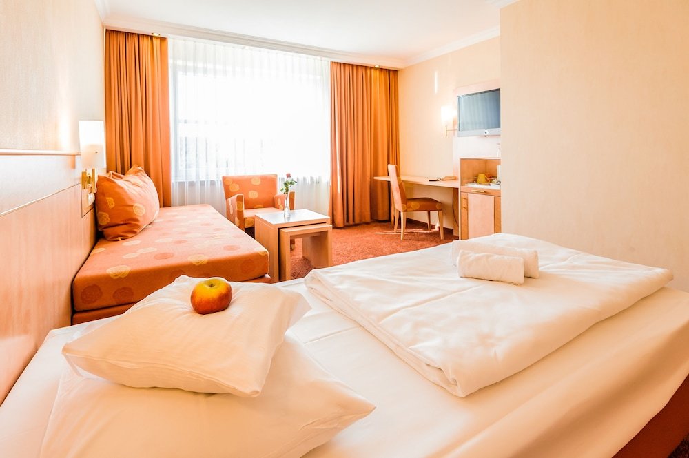 Фото Hotel an der Linah garni