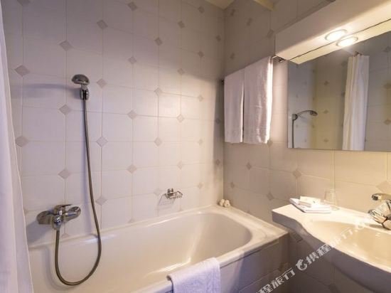 Фото Hotel Churchill