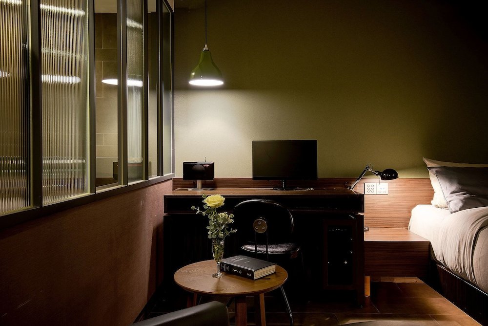 Фото Nineth Hotel