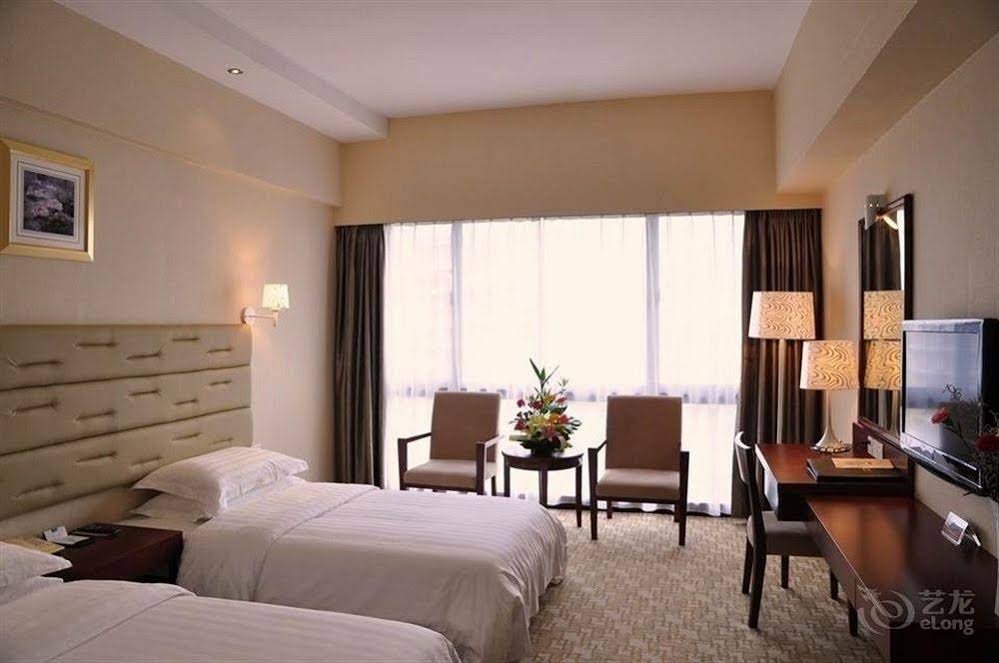 Фото Guilin Plaza Hotel